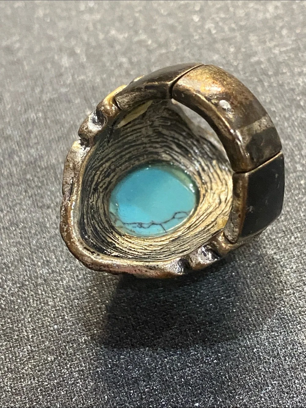 Vintage Stretch Cross Ring